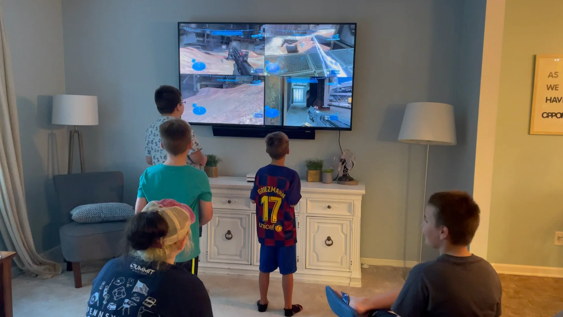 kids playing halo